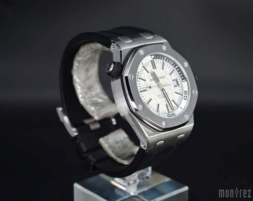 [Pre-Owned Watch] Audemars Piguet Royal Oak Offshore Diver 42mm 15710ST.OO.A002CA.02 (Out of Production)