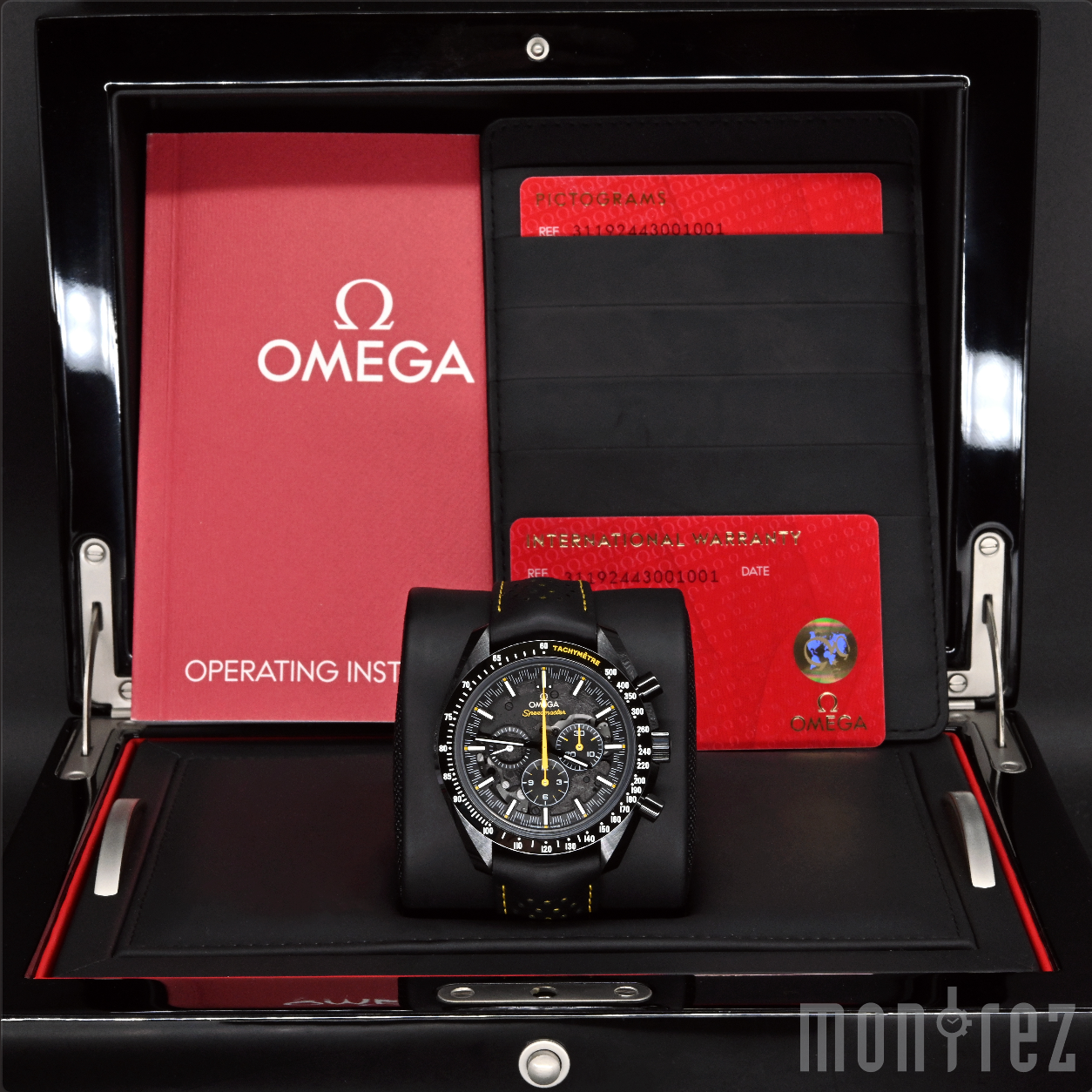 [Pre-Owned Watch] Omega Speedmaster Moonwatch Chronograph "Dark Side of the Moon" Apollo 8 44.25mm 311.92.44.30.01.001