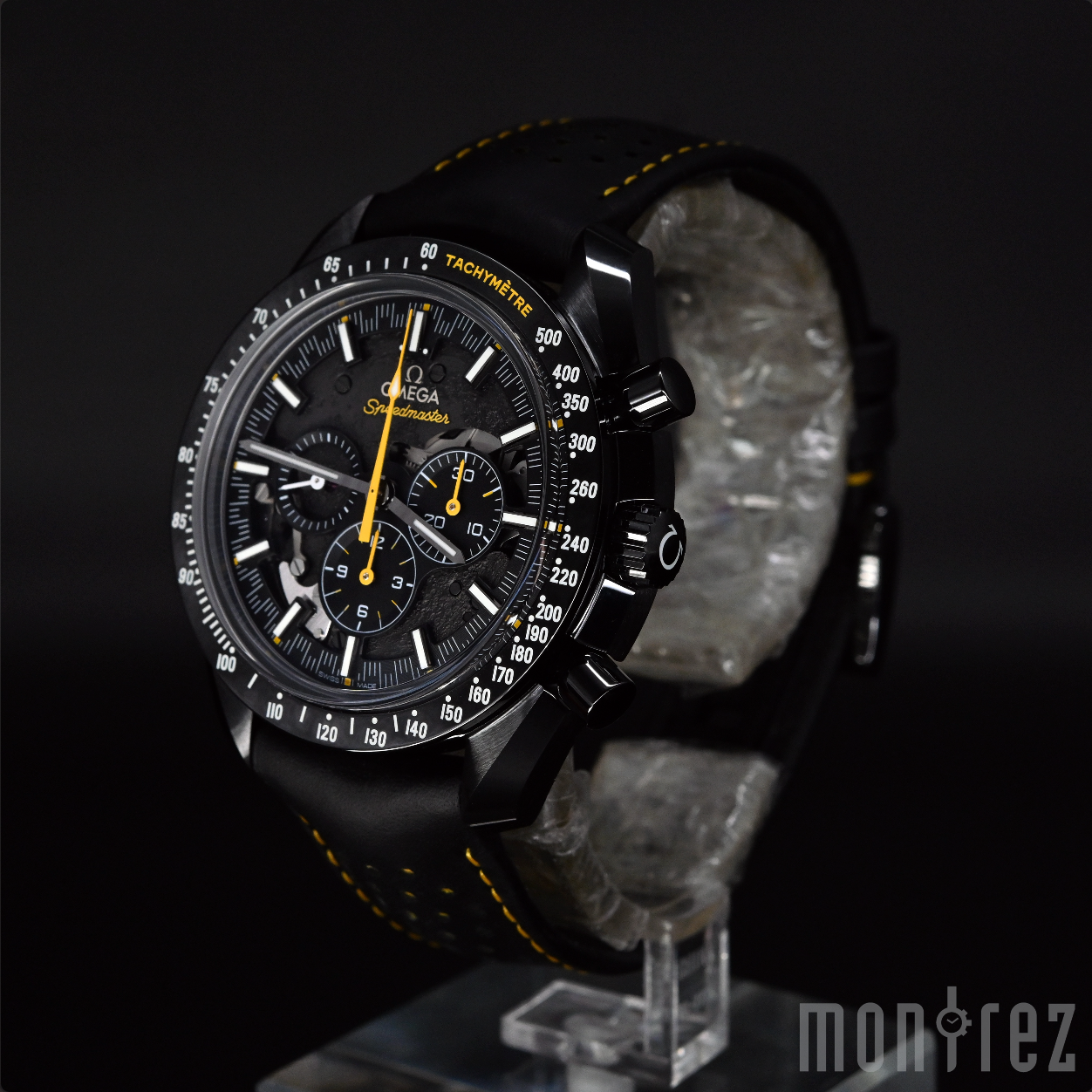 [Pre-Owned Watch] Omega Speedmaster Moonwatch Chronograph "Dark Side of the Moon" Apollo 8 44.25mm 311.92.44.30.01.001