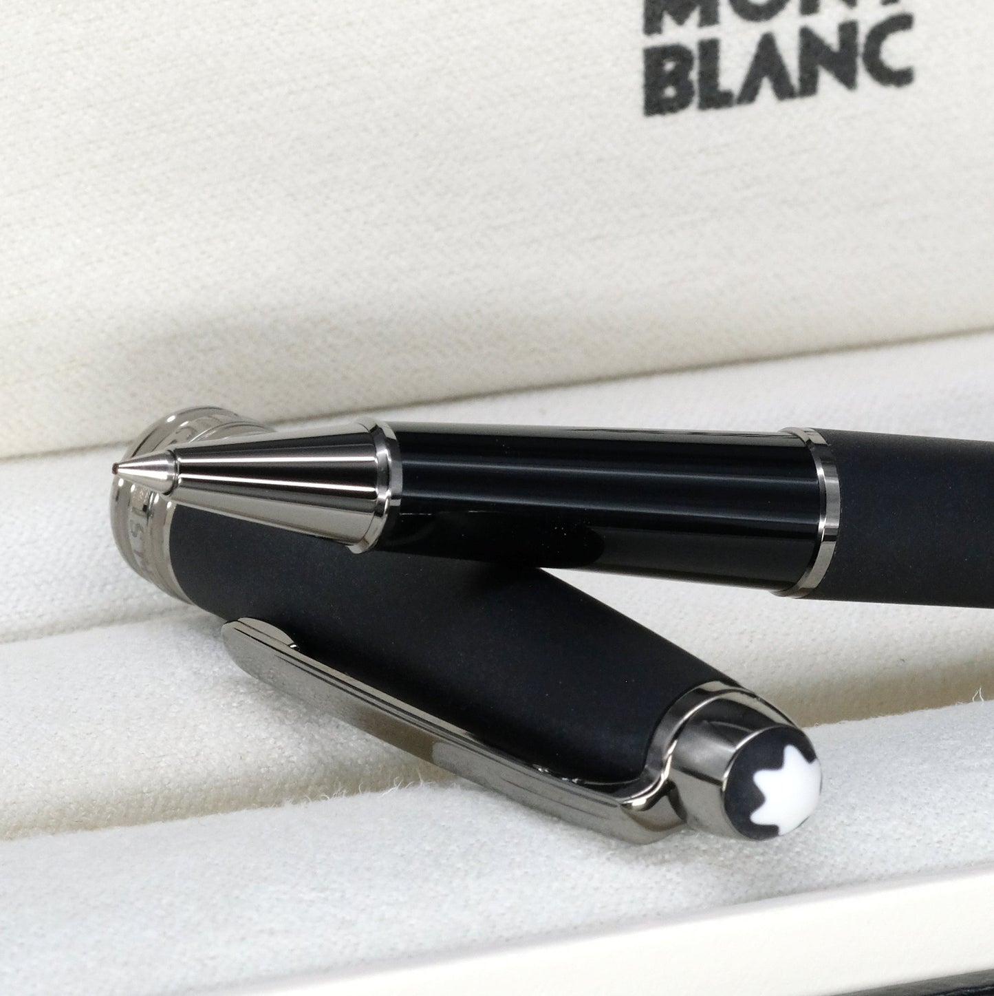 [Brand New Accessories] Montblanc Meisterstuck Classique Black 114828