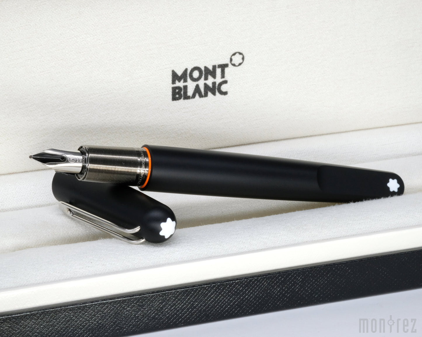[Brand New Accessories] Montblanc Ultra Black Fountain Pen 116562